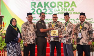 Jaksa Fungsional Bidang Intelijen Kejaksaan Tinggi Riau Menjadi Narasumber Dalam Kegiatan Rapat Koordinasi Daerah (RAKORDA) Badan Amil Zakat Nasional (BAZNAS) Se- Provinsi Riau