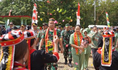 Pangdam Tanjungpura Menemani Kunjungan Kerja Kasad ke Wilayah Perbatasan