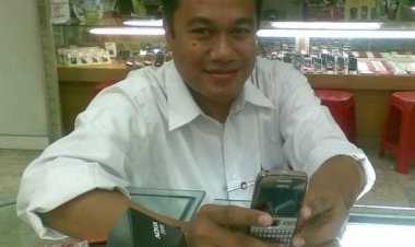 Inflasi sebagai Indikator Keseimbangan Makroekonomi oleh: Syaiful Anwar (Dosen Fakultas Ekonomi UNAND Padang)