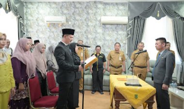 Bupati Rohil Melantik Direktur Utama dan Direktur Umum PD Bank Pengkreditan Rakyat Rokan Hilir