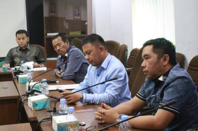 Komisi IV DPRD Memanggil Empat Organisasi Perangkat Daerah (OPD) untuk Melakukan Hearing