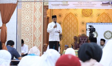 Pj Walikota Pekanbaru Memulai Safari Ramadhan di Senapelan dengan Sambutan Hangat dari Jamaah