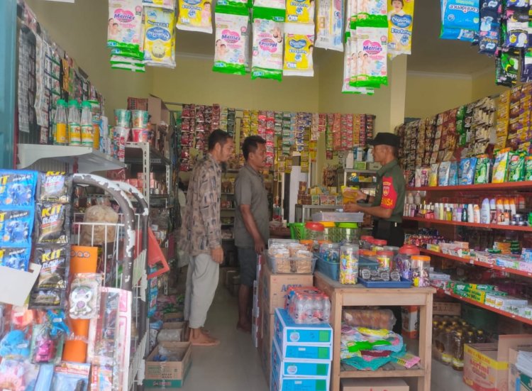 Babinsa Sragen Lakukan Pendataan Harga Sembako untuk Antisipasi Lonjakan Harga