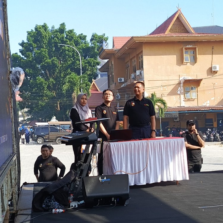 Gebyar PBB 2024: Walikota Pekanbaru Serahkan Insentif untuk Peningkatan Kepatuhan Pajak