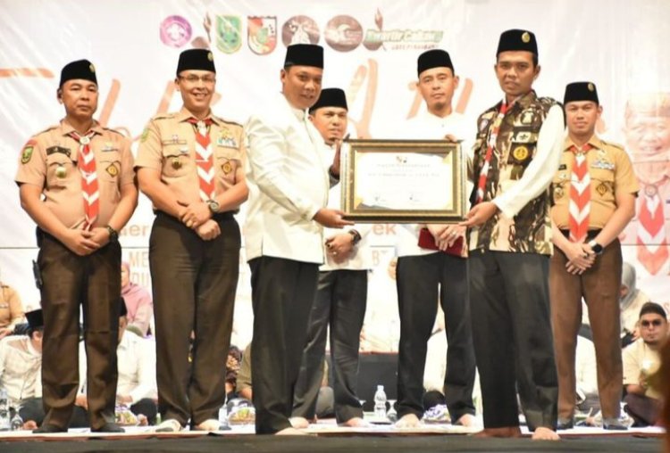 Ketua DPRD Pekanbaru Hadiri Deklarasi Anti-LGBT Bersama Ustadz Abdul Somad dalam Tablig Akbar Pramuka