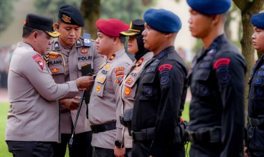 Kapolri Berikan Pin Emas untuk Kompol Pandu Winata atas Prestasi Tinggi, Ini Rinciannya