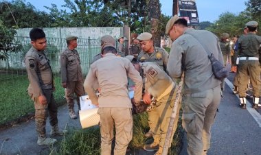 Pj Gubernur Sumut Agus Fatoni Pimpin Penertiban Baliho dan Spanduk Tak Berizin di Medan