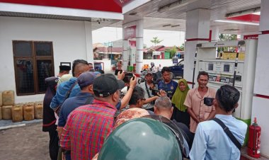 SPBU Bagansiapiapi Bantah Tudingan Pungutan Liar pada Konsumen BBM Jerigen