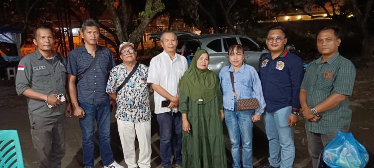 Jurnalis Forum 300 Media Pemprov Sumut Takziah untuk Istri dan Anak Alm. Selamat Purba
