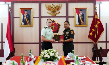 Panglima TNI Perkuat Kerja Sama Militer di Indo Defence 2024