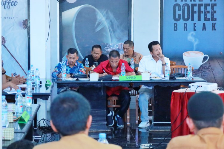 2025, Bupati Siak Bangun Jalan di Seluruh Kecamatan