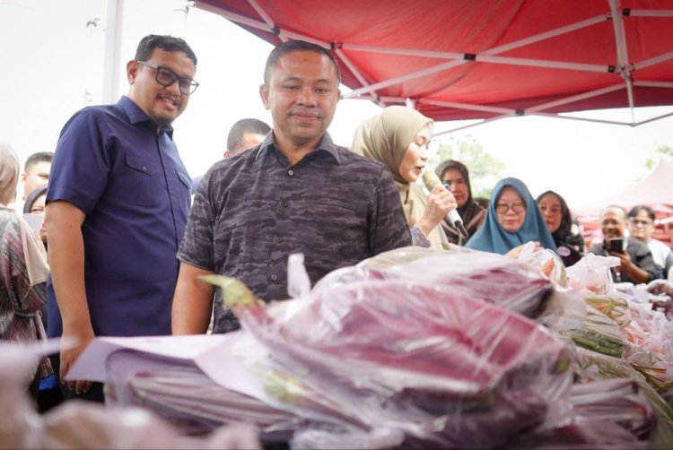 Gubri Resmikan Kios Pangan dan Pasar Murah di Bengkalis