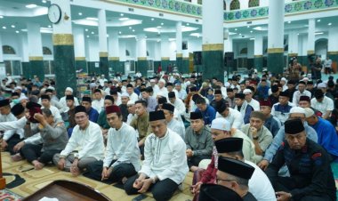 Tabligh Akbar Riau 1447 H: UAS Ajak Hijrah Penuh Makna