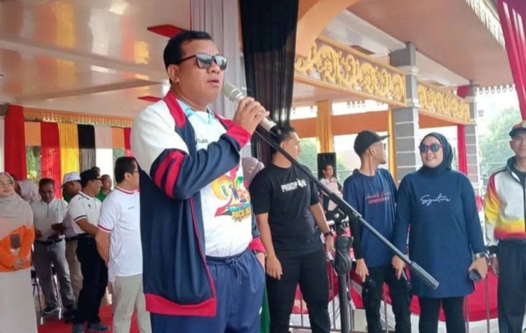 Festival Pacu Jalur Kuansing 2025 Resmi Dibuka di Tepian Narosa