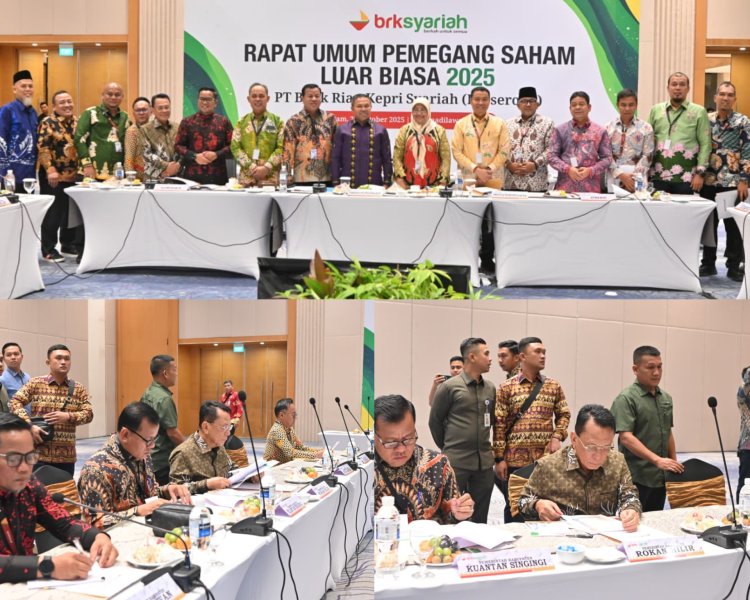 Bupati Rohil Hadiri RUPSLB Bank Riau Kepri Syariah 2025 di Batam