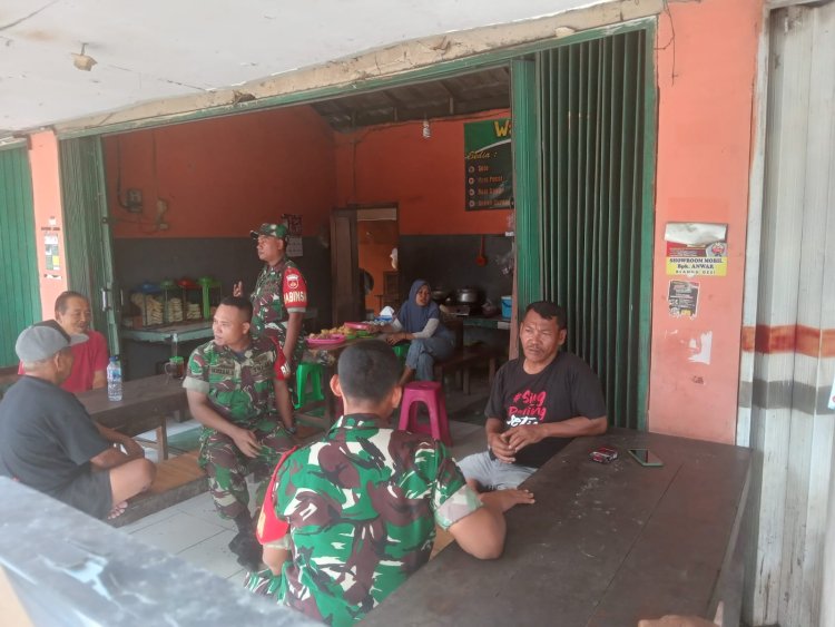 Warung Mbah Supardi Jadi Ruang Komunikasi Babinsa dan Warga Sragen