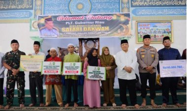 Safari Ramadan di Tualang, Bupati Afni Apresiasi Program Pemprov Riau yang Dirasakan Warga Siak