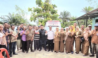 Dinkes Bengkalis Serahkan Ambulans ke Pustu Tegar Mandau