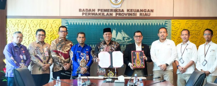 Pemkab Kuansing Serahkan LKPD 2026 ke BPK Riau, Tegaskan Transparansi Keuangan