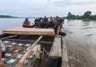 Tembus Arus Sungai Sejauh 15 Kilometer,Satgas TMMD Ke-129 Kodim 0313/KPR , Langsir Material ke Desa Pangkalan Terap