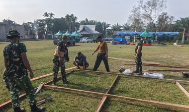 Jelang Penutupan TMMD ke-129 Kodim 0313/KPR, Satgas Gelar Persiapan Upacara di Lapangan Kantor Desa Pangkalan Terap