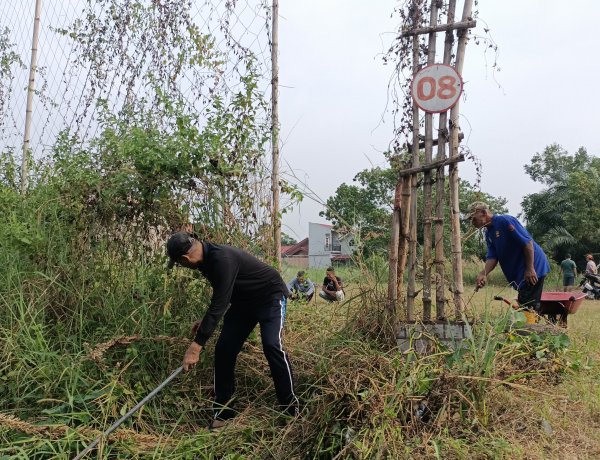 Haji Erman Ajak Warga RT 03 RW 04 Tangkerang Barat Hidupkan Kembali Semangat Gotong Royong