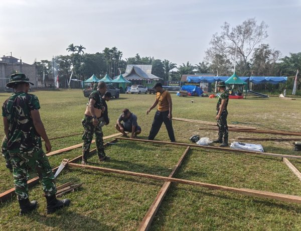 Jelang Penutupan TMMD ke-129 Kodim 0313/KPR, Satgas Gelar Persiapan Upacara di Lapangan Kantor Desa Pangkalan Terap