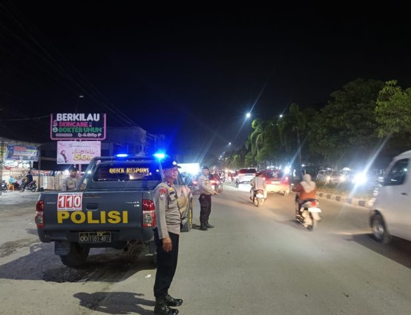 Polsek Pangkalan Kerinci Gelar Patroli Blue Light Antisipasi Gangguan Kamtibmas