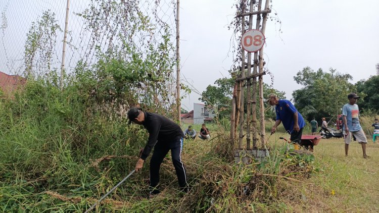 Haji Erman Ajak Warga RT 03 RW 04 Tangkerang Barat Hidupkan Kembali Semangat Gotong Royong