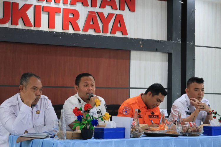Wali Kota Agung Evaluasi 15 Camat, Tekankan Pelayanan Publik