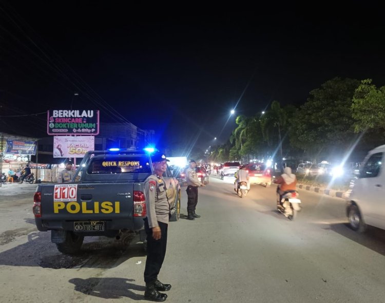 Polsek Pangkalan Kerinci Gelar Patroli Blue Light Antisipasi Gangguan Kamtibmas