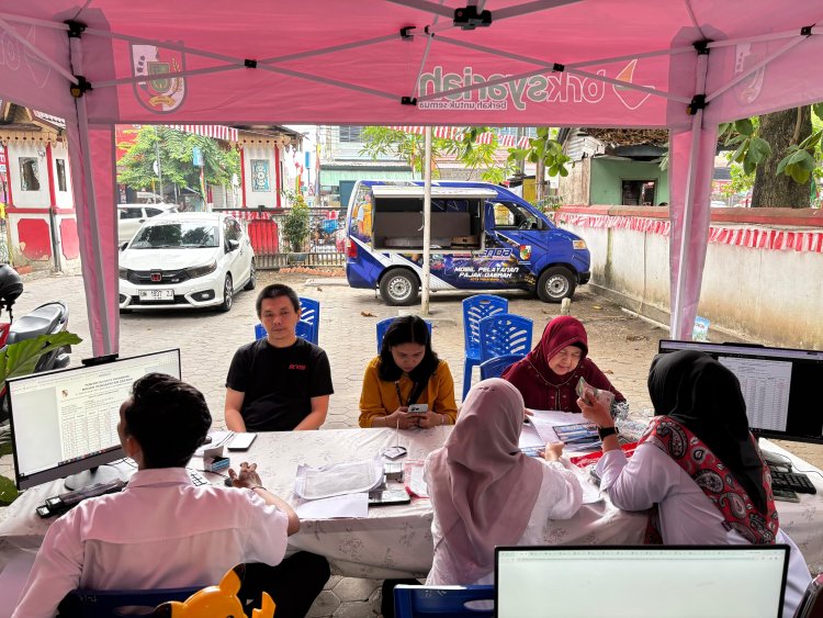 Warga Pekanbaru Manfaatkan Posko Bayar PBB-P2